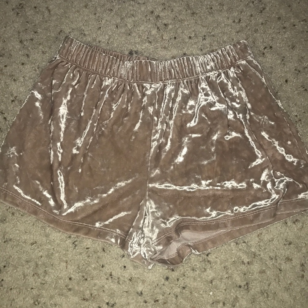 EFFERVESCENT SHORTS ✨✨